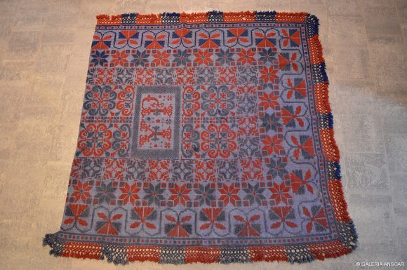 COLCHA DE LANA Y LINO-187X195-FLECON DE LANA-60 AÑOS APROX -002