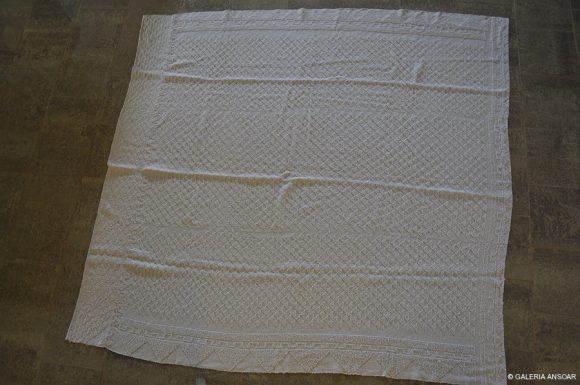 COLCHA DE LINO 192X182- 60 AÑOS APROX. -001